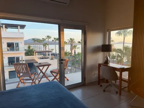 BAJA MIA SUITES AND TOURS - Apartments