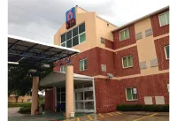 Motel 6 McKinney, TX - North - 2-Star