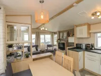 21 Dunlin Dell - Kitchens