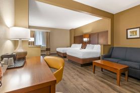 Comfort Suites at the University