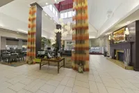 勞頓錫爾堡希爾頓花園飯店 - 4 星級