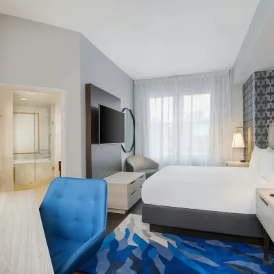 Courtyard Atlanta Downtown Hotels near Rawson-Washington Park