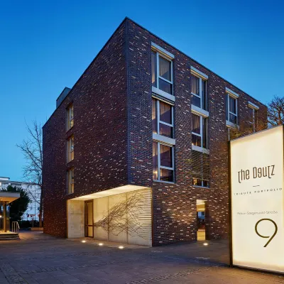 The Deutz, a Tribute Portfolio Hotel by Marriott Hotels near Grünstrasse Station