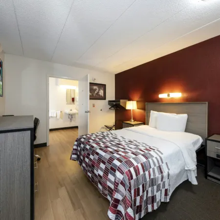 Red Roof Inn Edison