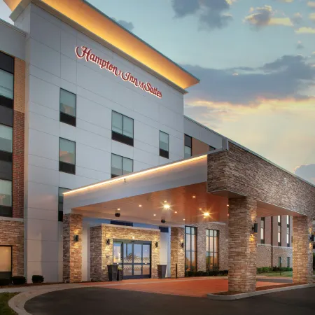 Hampton Inn & Suites Chicago Burr Ridge