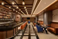 金奈福朋喜來登酒店，韋拉切裏 - 酒吧