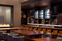 Morgantown Marriott at Waterfront Place - bar