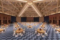 Sheraton Grand Bengaluru Whitefield Hotel & Convention Center - อ่างจากุชชี่