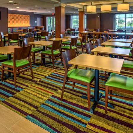 Fairfield Inn & Suites Naples
