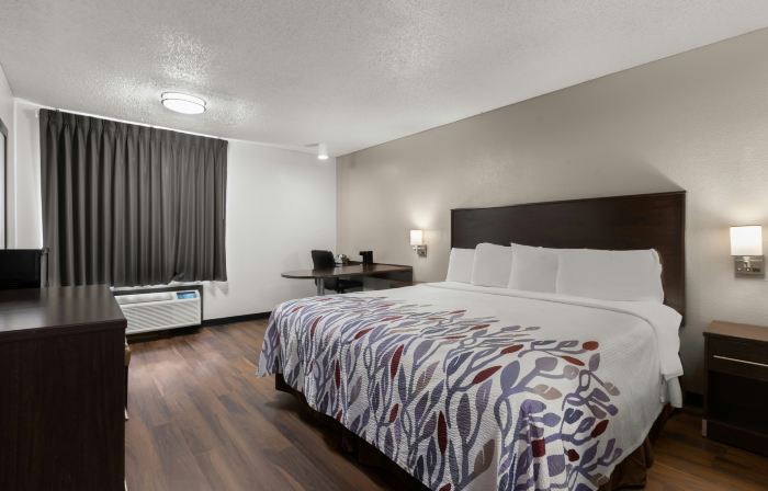 Red Roof Inn & Suites Savannah Airport
