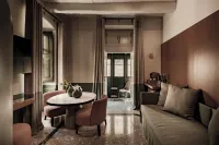 Romegas Hotel - 2-Star