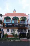 Bunk & Bond Kolkata - 2-Star