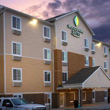 WoodSpring Suites Chicago Romeoville