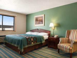 Coratel Inn & Suites by Jasper New Richmond