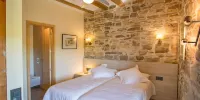Rural House for 15 in The Heart of Nature - Habitación De Huéspedes
