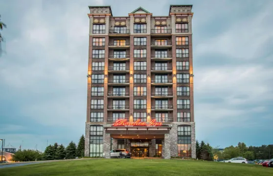 海岸線酒店及會議中心，傲途格精選酒店