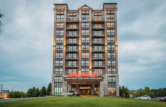 海岸線酒店及會議中心，傲途格精選酒店