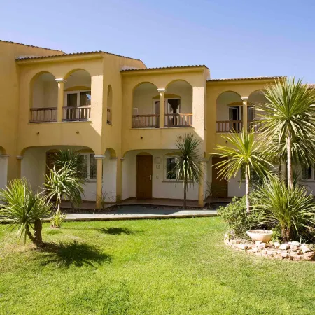 Apartamentos turísticos Jardines del Plaza