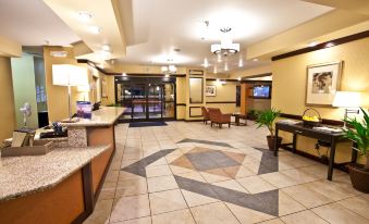 Holiday Inn Express & Suites Plymouth