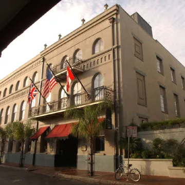 Prince Conti Hotel French Quarter Отели рядом с достопримечательностью «Музей Истории Вудду»