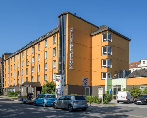 Sunday Hotel Berlin City West Hotels near Halemweg underground station
