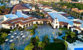 Unique Club at Lopesan Costa Bávaro Resort