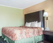 Amherst Inn & Suites - 2-Star