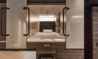 Tabist CapsuleHotel APODS Himeji Station