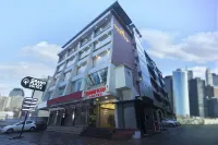 Grand Plaza Suites Hotels near BROKEN BRIDGE