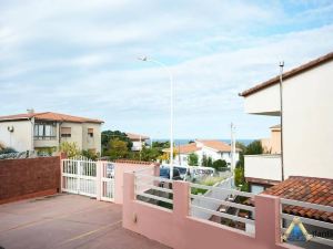 Apartment Close to the Sea