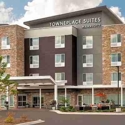 TownePlace Suites Milwaukee Grafton Hotel Exterior