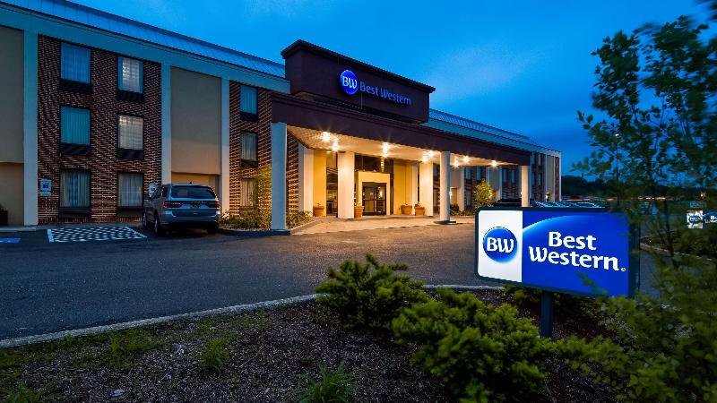 Best Western Plus Hartford Lodge