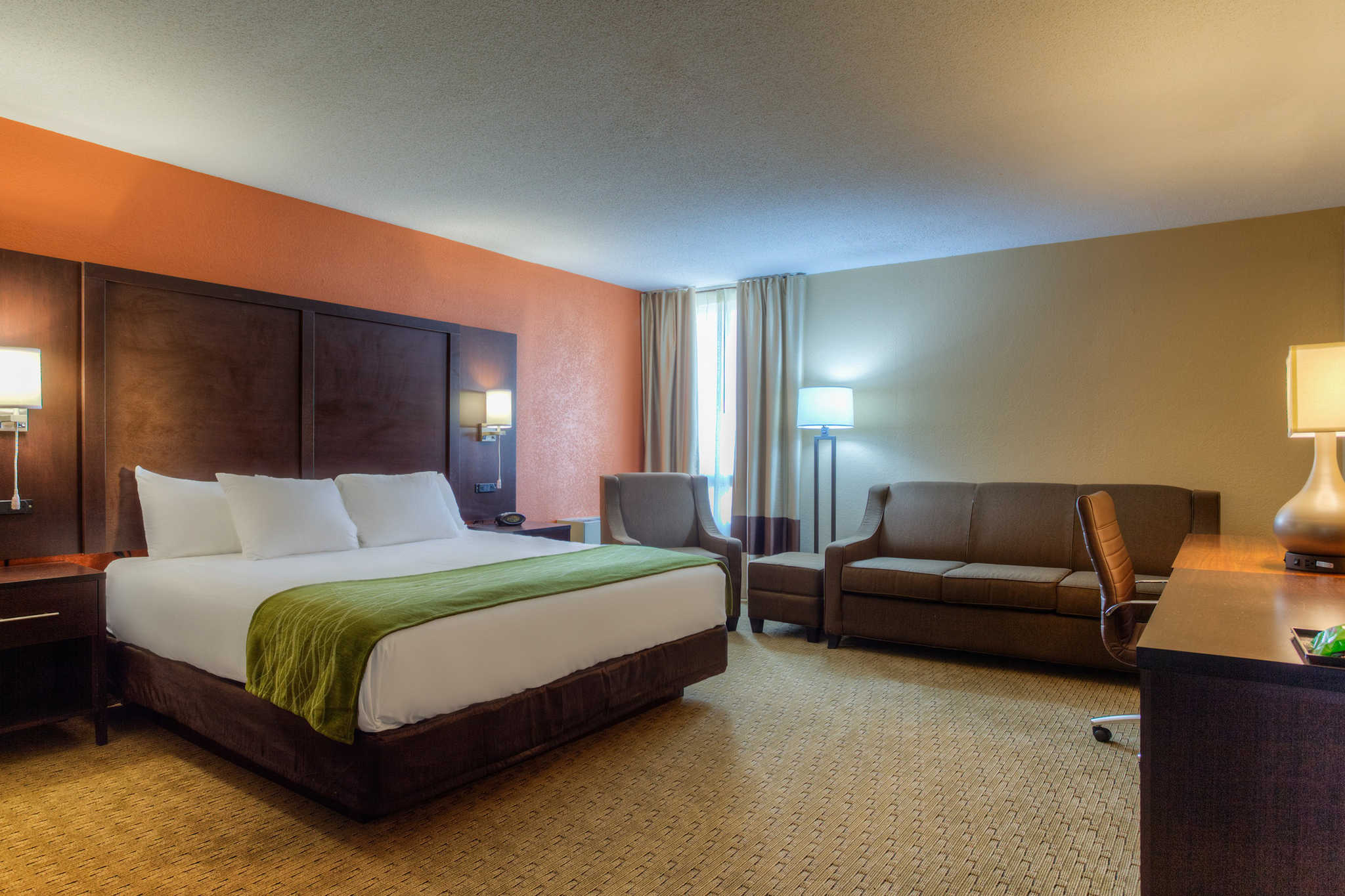 Comfort Inn & Suites Evansville Airport