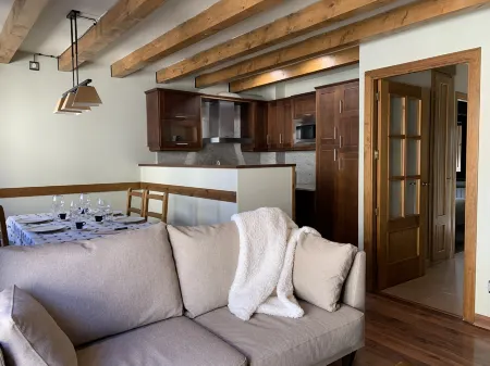 2 Bedroom Apartment in la Molina