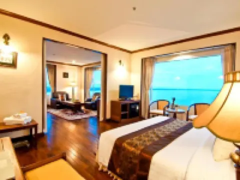 โรงแรมจำปาสัก แกรนด์ โรงแรมในปากเซ