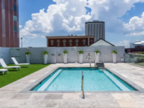 DoubleTree by Hilton Tallahassee Hotels in Tallahassee