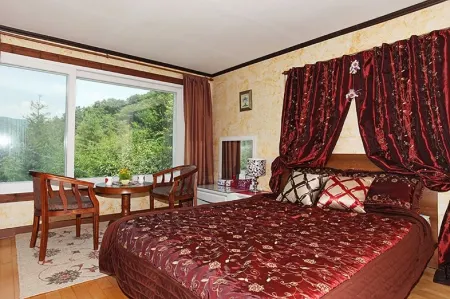 Danyang Fragrant Tree Pension
