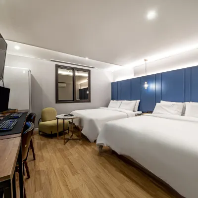 The Stone Bridge Hotel Sasang Hotels near Naengjeong Station