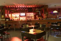Crown Regency Hotel & Towers - 4-Star