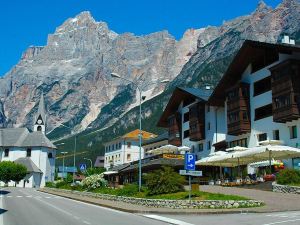 Hotel Albergo Dolomiti