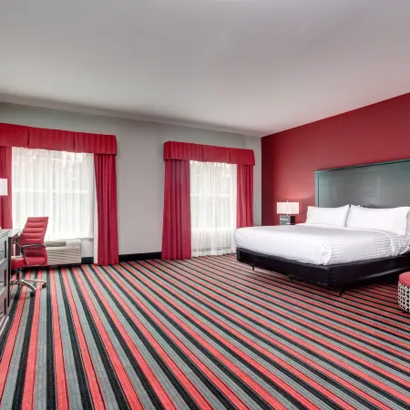 Holiday Inn & Suites LAFAYETTE NORTH by IHG