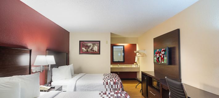 Red Roof Inn Cincinnati East - Beechmont Hotels in Clermont County