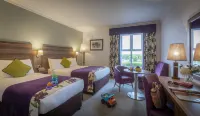Maldron Hotel & Leisure Centre, Oranmore Galway Hotels in Lakeview