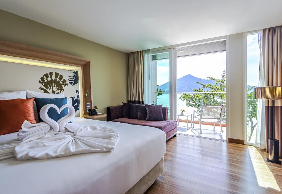 Hotel Novotel Phuket Kamala Beach Hotel Overview