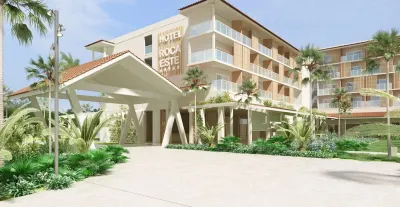 Grand Aston Cayo Paredón فنادق في 