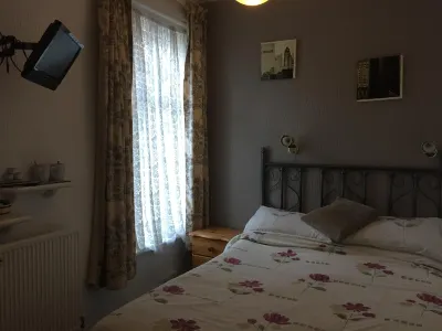 Cadeby Lodge