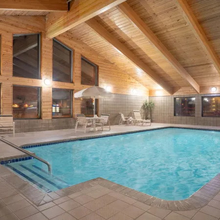 Baymont by Wyndham Lakeville