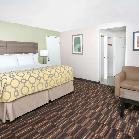 Baymont by Wyndham Plano