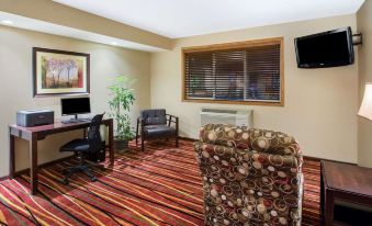 Super 8 by Wyndham Brookings