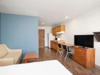 Extended Stay America Select Suites - Gulfport Hotels in Long Beach